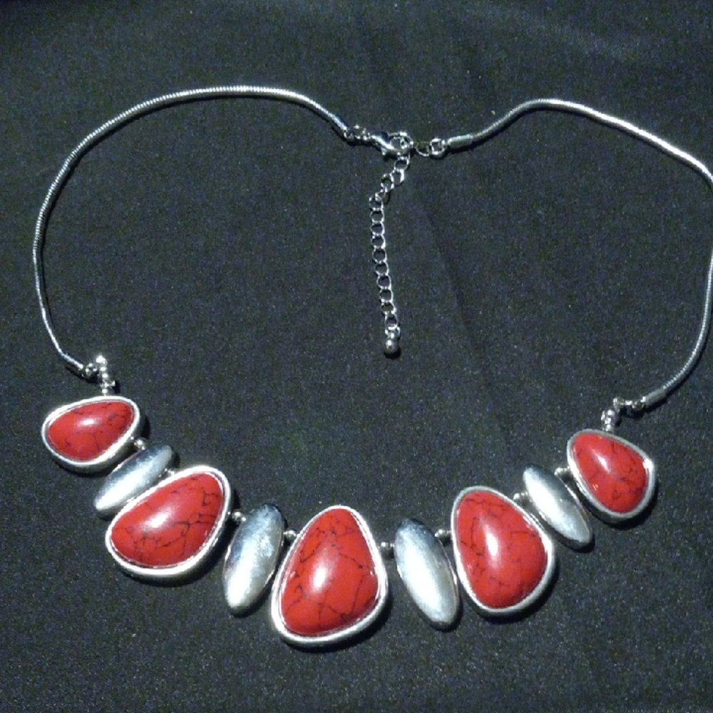 Elegant Red Howlite and Silver Necklace